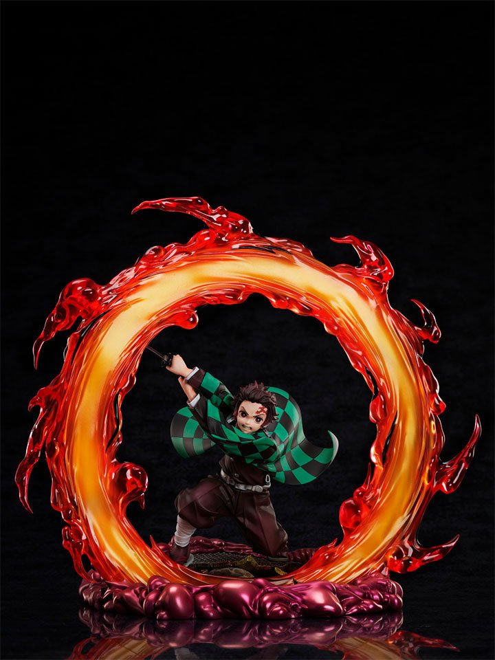 Kimetsu No Yaiba: Tanjiro Kamado 1/8 scale figure - Hinokami (Demon Slayer) - Bstorekw