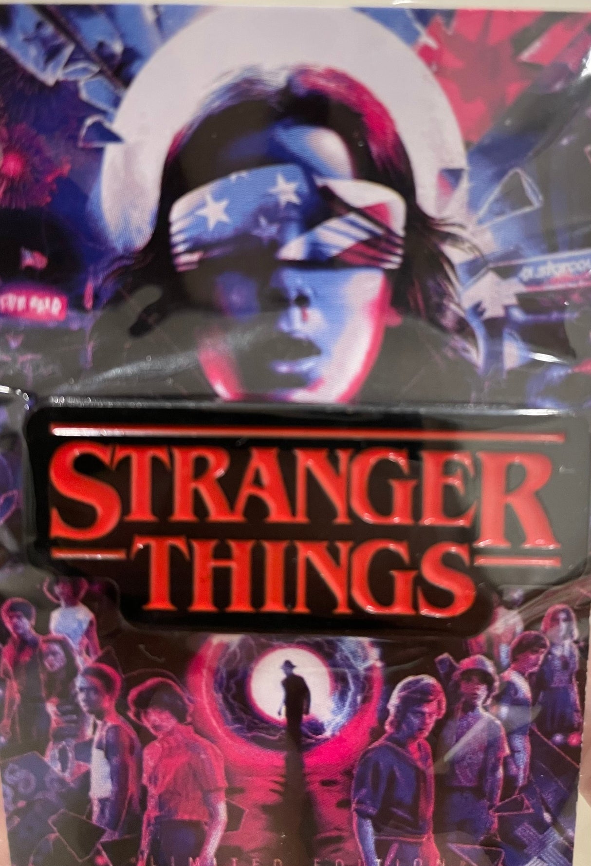 Stranger things pin - Bstorekw