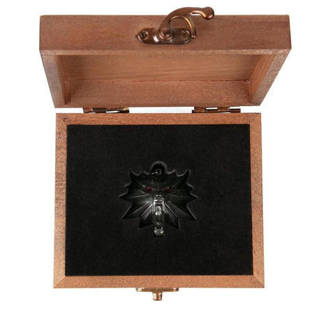 The Witcher 3: Wild Hunt Light-Up Medallion in Wooden Box - Bstorekw