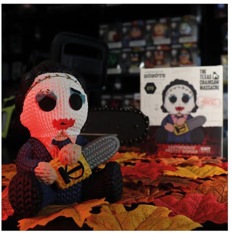 The Texas Chainsaw Massacre - Leatherface Pretty Woman Collectible Vinyl Figure from Handmade By Robots - Bstorekw